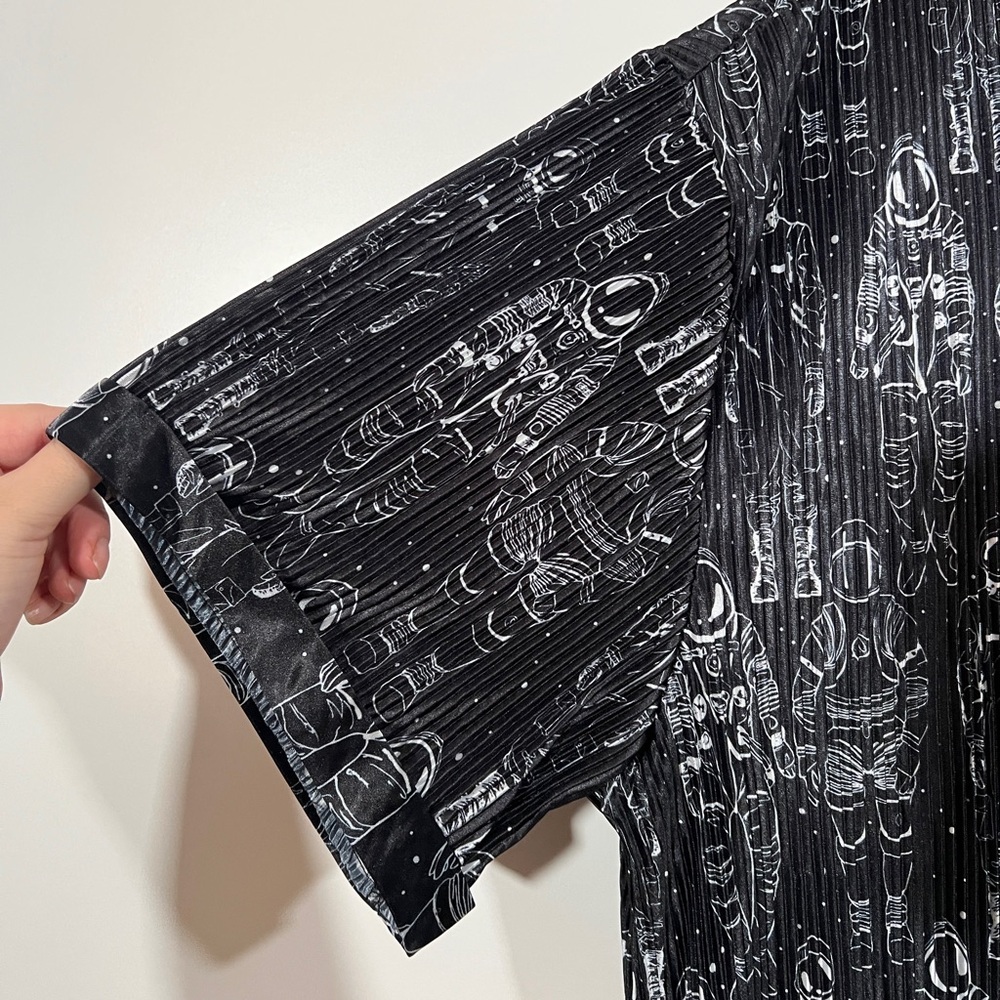 NWT Dressed in LALA Plisse Dress in Astronaut Black and White Size Large - Picture 3 of 9